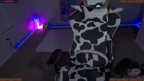 Claire moon online show from November 4, 7:02 am