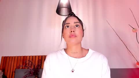 Nora Da Silva online show from March 10, 12:36 am