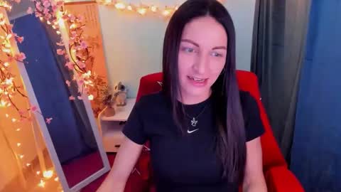 Nora online show from March 6, 9:21 pm