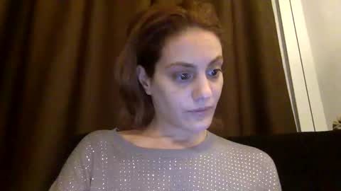 norablues online show from December 10, 5:50 am