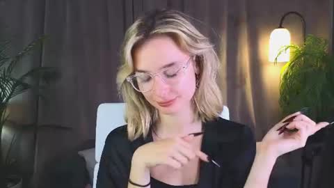 Nora online show from July 23, 7:38 am