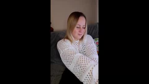 Snapshot of not_nakedcat chatting on October 16, 6:38 am hi glad to chat online show from October 16, 6:38 am