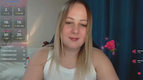 hi glad to chat online show from April 14, 1:22 pm