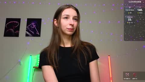 Snapshot of not_yourtoy chatting on December 18, 2:28 pm Hello My name is Helene NTMU Finger up if u like what u see online show from December 18, 2:28 pm