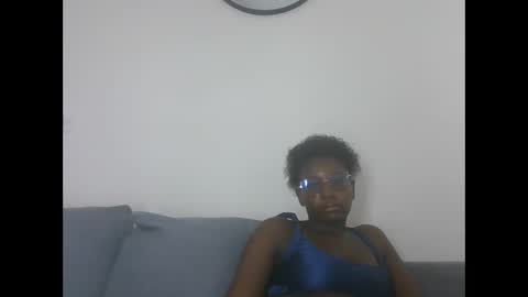 Snapshot of notorioussaint chatting on October 7, 8:13 pm notorioussaint online show from October 7, 8:13 pm