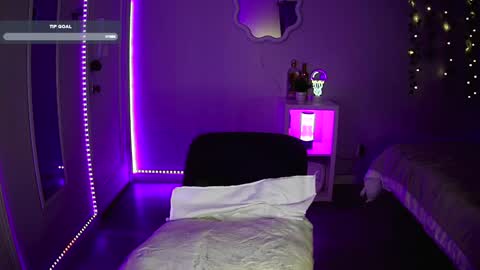 novahh_syxxx online show from January 18, 11:43 am