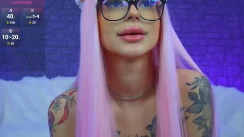 Ariana online show from May 17, 7:24 pm