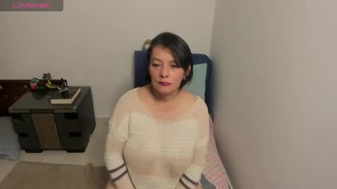 nuit_rose online show from September 30, 1:55 am