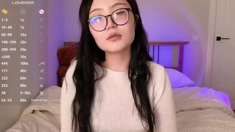 Erica online show from May 18, 2:21 am