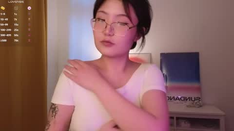 Erica online show from June 2, 2:23 am