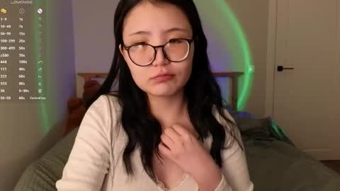 Erica online show from May 21, 2:42 am
