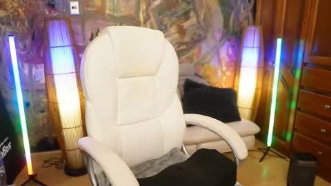 Claudia online show from September 19, 1:48 am