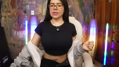 Claudia online show from October 7, 12:04 am