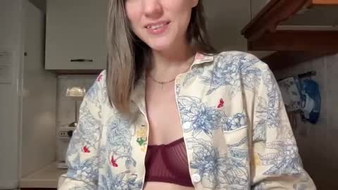 Snapshot of nursedoll chatting on September 12, 4:36 pm Ema online show from September 12, 4:36 pm