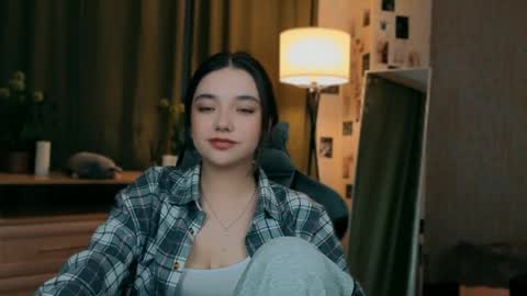 Rachel online show from May 5, 8:23 pm