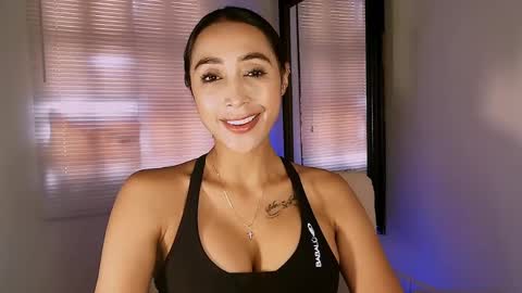 Nycole online show from March 31, 7:25 pm