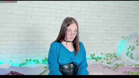 Snapshot of nymphalean chatting on October 15, 6:10 pm Kat online show from October 15, 6:10 pm