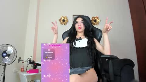 Nyra online show from November 12, 7:17 am