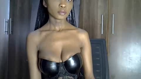 nyverra online show from June 24, 8:24 am