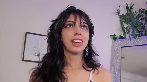 Snapshot of nyx_nayla chatting on September 25, 12:10 am online show from September 25, 12:10 am