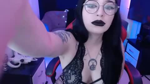 Nyx online show from July 2, 12:11 pm