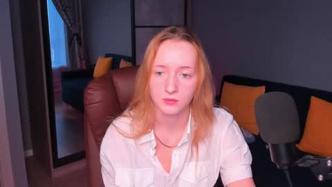 Call me Bee online show from December 16, 12:38 pm