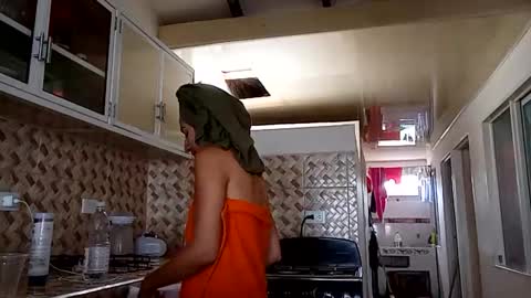 Snapshot of odette_brigh_ chatting on February 13, 5:11 pm Val online show from February 13, 5:11 pm