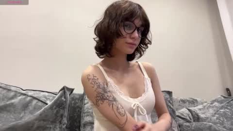 Thea online show from February 27, 4:45 am