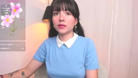 Snapshot of oh__holly chatting on March 12, 1:36 am Holly online show from March 12, 1:36 am