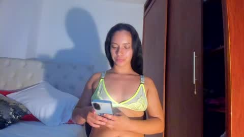 Holly  online show from May 8, 12:14 am