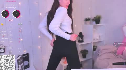 KAYA. online Tu We Th Fr Sa 0100AM - 0800AM Time zone of Germany Munich online show from March 14, 1:28 am