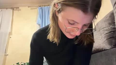 Oktavia7777 online show from March 8, 8:13 pm