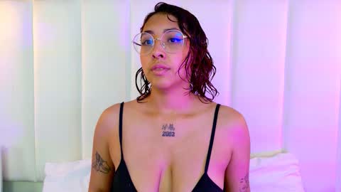 olive  online show from October 7, 4:17 am