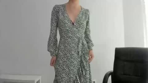 olivia__dream online show from May 20, 10:45 am