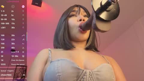 Olivia online show from November 14, 5:51 am