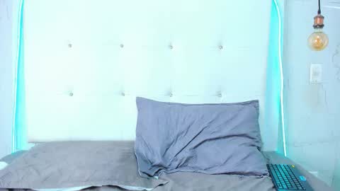  olivia  online show from November 26, 6:53 pm