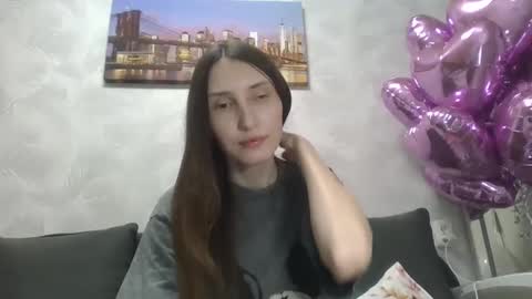 Snapshot of olivia_dream1 chatting on February 15, 10:32 pm Olivia online show from February 15, 10:32 pm