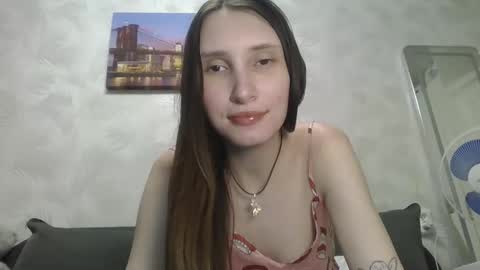 Snapshot of olivia_dream1 chatting on September 21, 11:03 pm Olivia online show from September 21, 11:03 pm