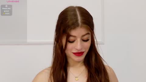 olivia_flamme online show from May 11, 4:04 pm
