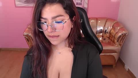 Snapshot of olivia_grenville_t chatting on September 30, 8:03 pm Olivia online show from September 30, 8:03 pm