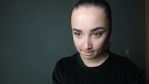 Olivia online show from March 25, 4:21 pm