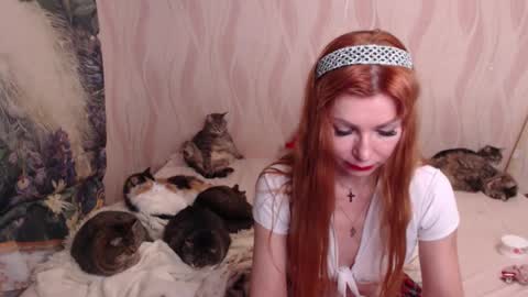 Olivia online show from March 4, 11:00 pm