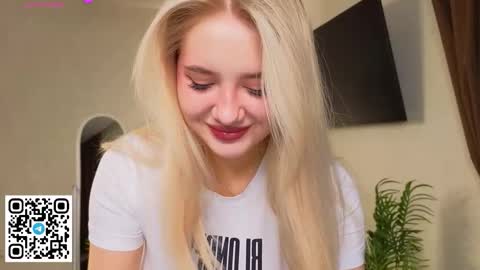 Olivia online show from March 25, 2:28 am