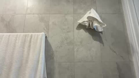 Olivia Brookes online show from January 18, 8:27 pm