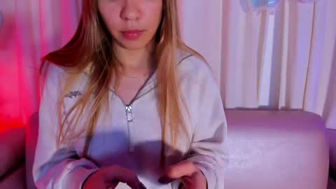 OLIV online show from July 3, 3:01 am