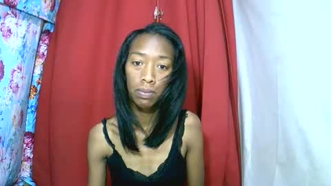 Snapshot of oliviah27 chatting on October 7, 2:49 am oliviah27 online show from October 7, 2:49 am