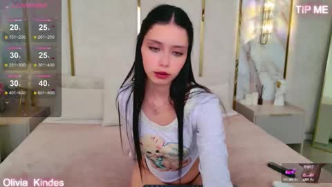 Olivia online show from October 12, 5:37 pm