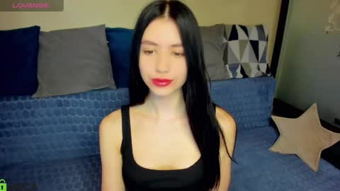 oliviarichi online show from March 25, 12:19 pm