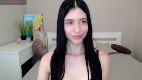 oliviarichi online show from July 10, 11:54 am