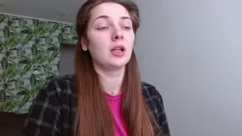 Olivia online show from February 14, 6:26 am